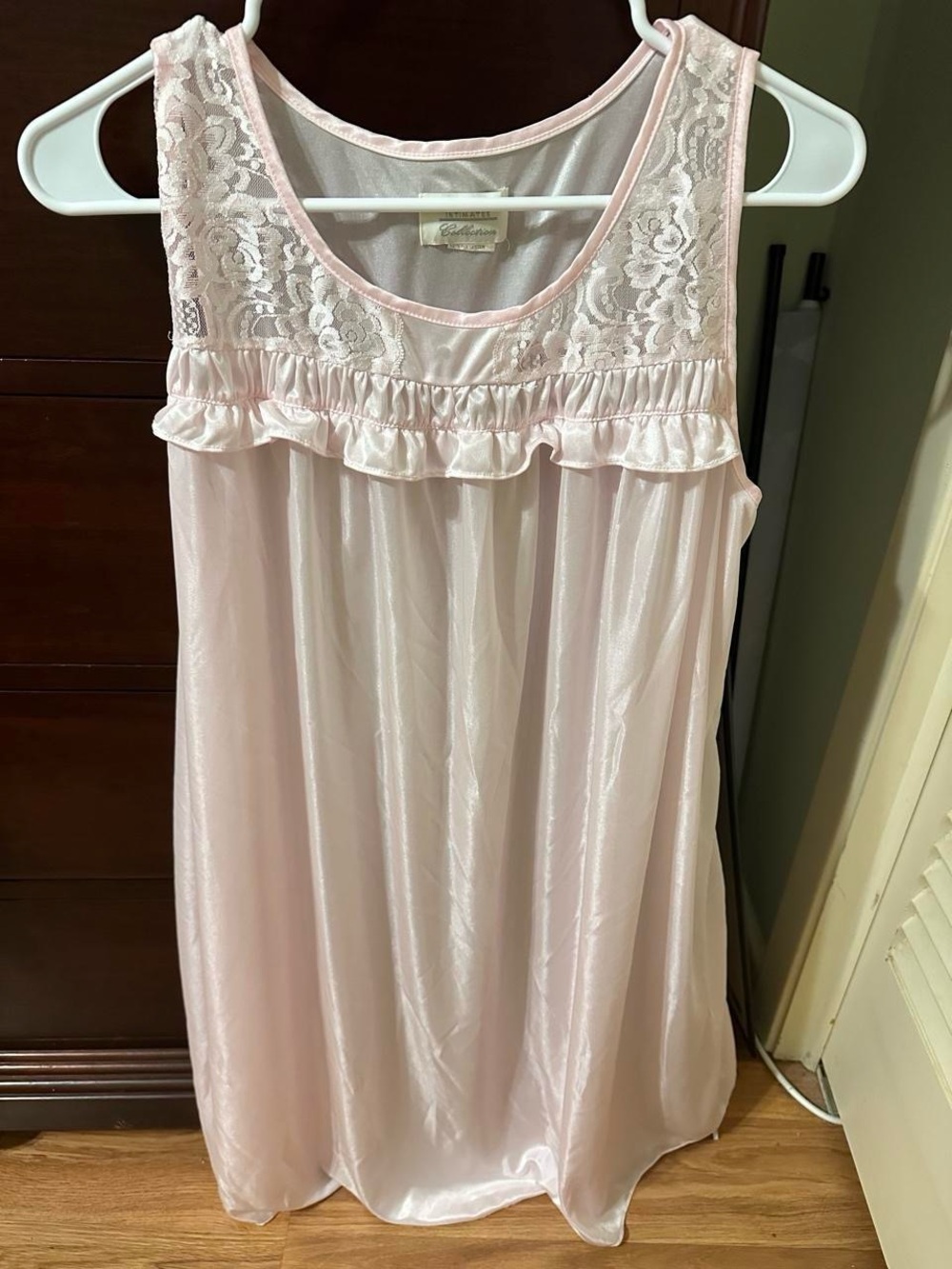 Large Sheer Lace Loungewear Chemise Nightgowns LIKE NEW/ 3